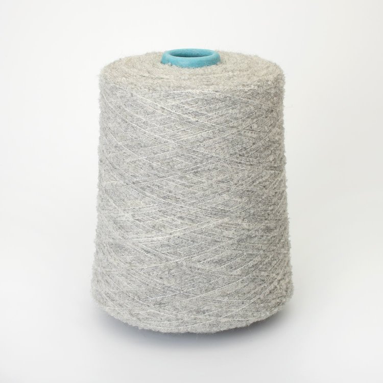 Ande Boucle - меринос 59%, альпака 12%, нейлон 29%